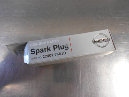 Nissan 370Z/Skyline Infiniti G Genuine Spark Plug New Part