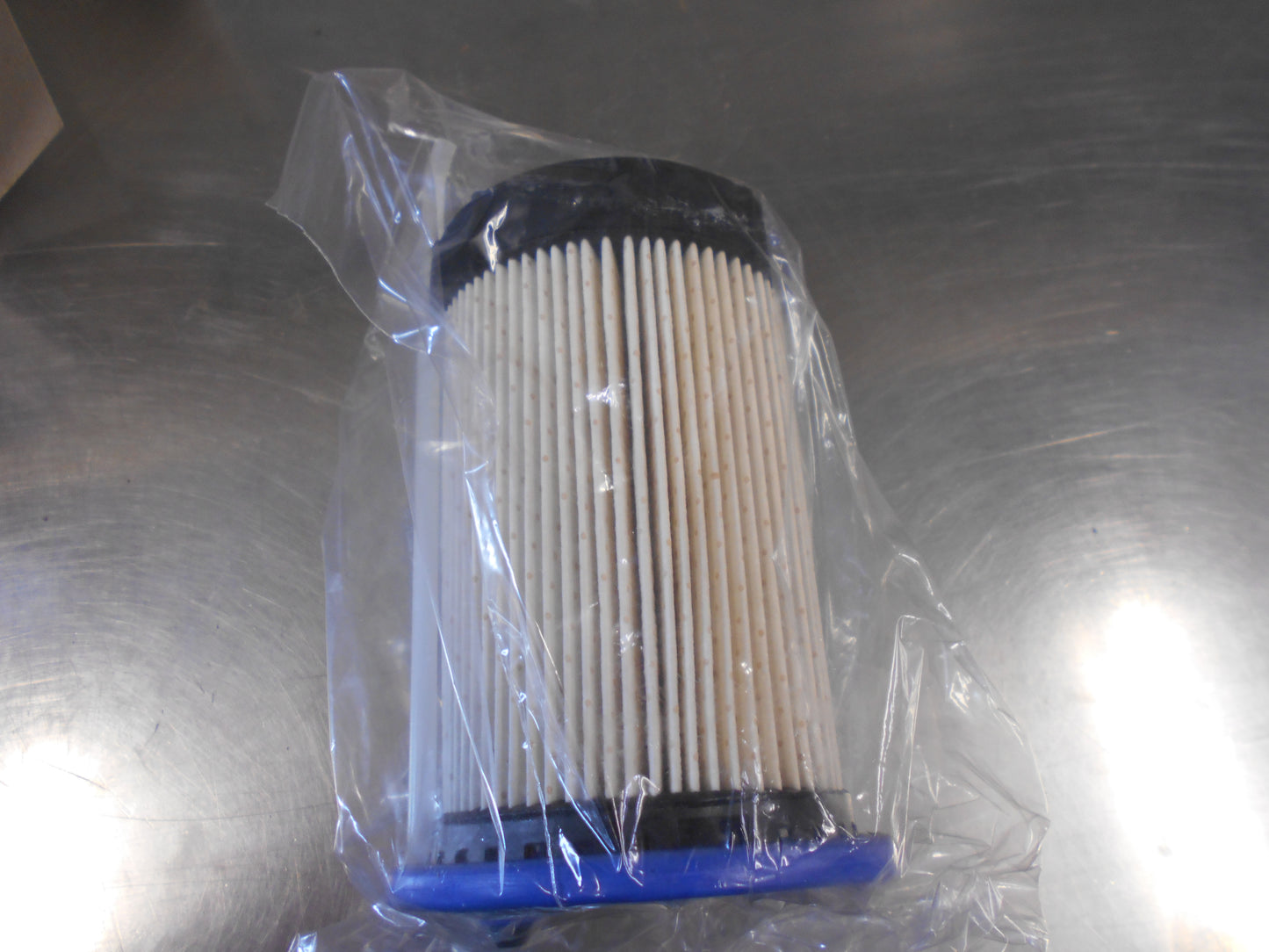 AUDI A3/VOLKSWAGEN PASSAT/GOLF 7 Genuine DIESEL Fuel Filter New Part