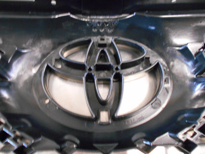 Toyota Rav4 Genuine Front Radiator Grille New Part