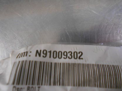 Volkswagen Touareg/Audi Q7 Genuine Bolt New part