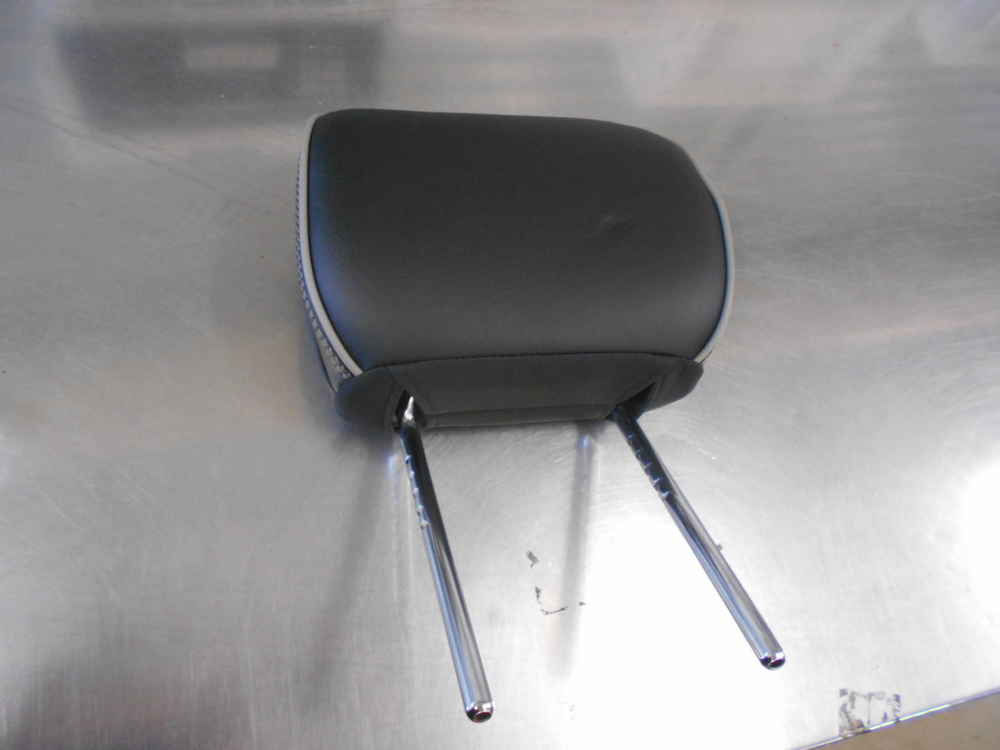 Ram 1500 Genuine Front Headrest New Part