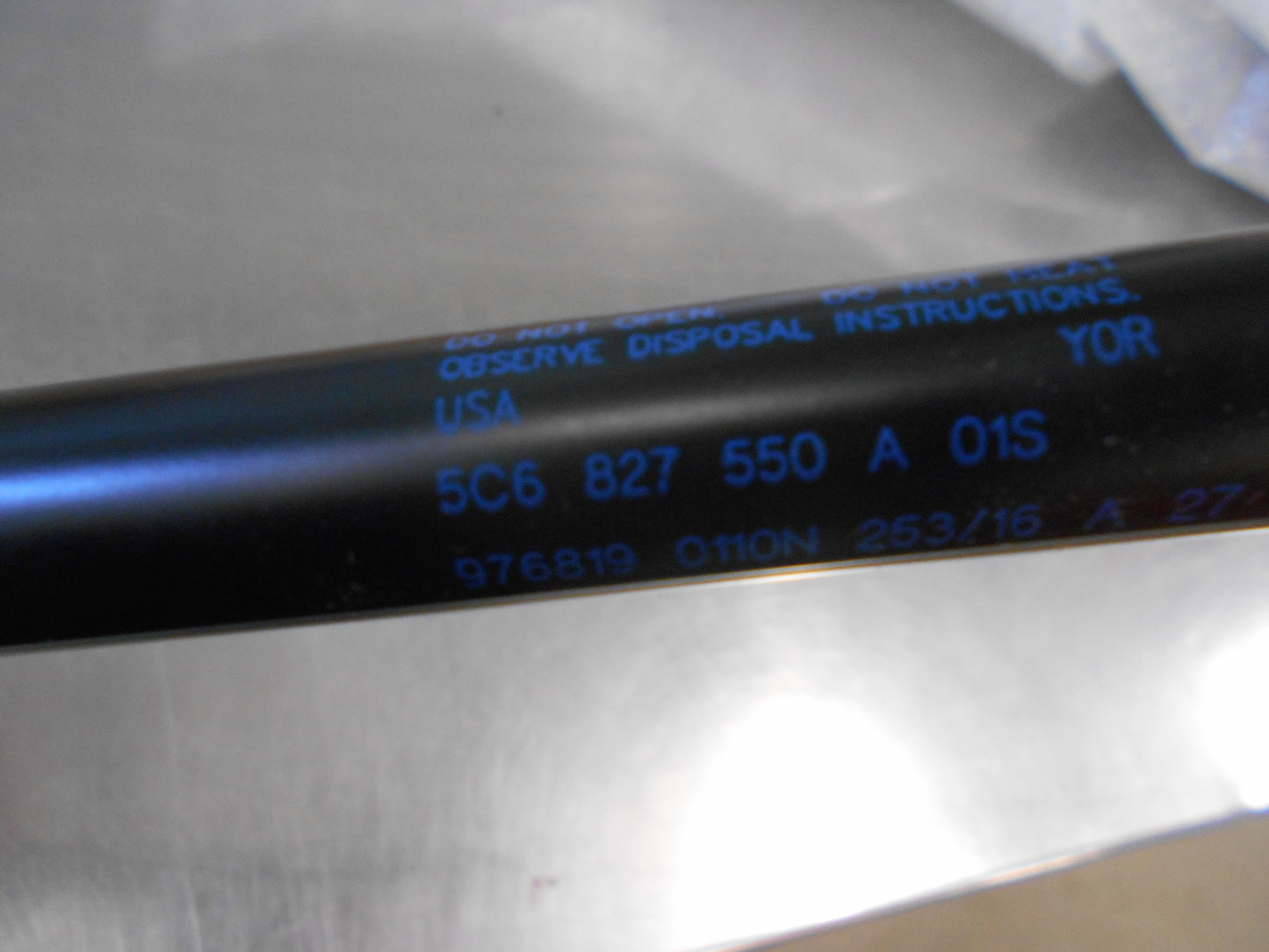 Volkswagen Jetta Genuine Tailgate Boot Gas Lift Strut New Part