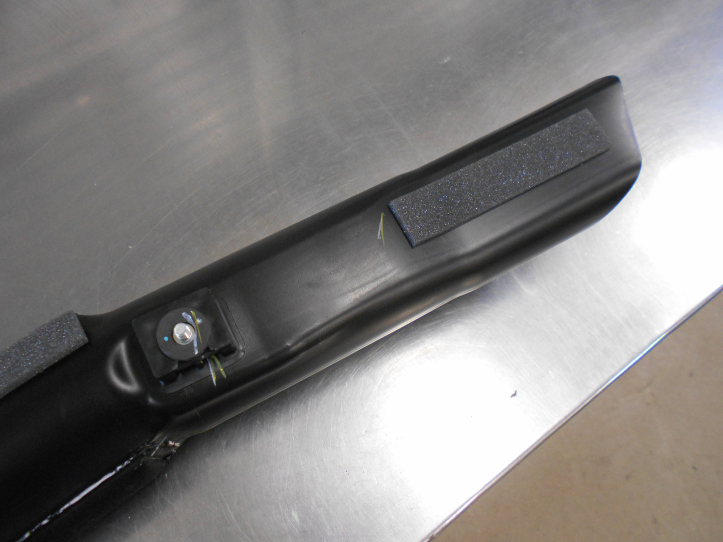 Isuzu D-Max Genuine Air Inlet Duct New Part
