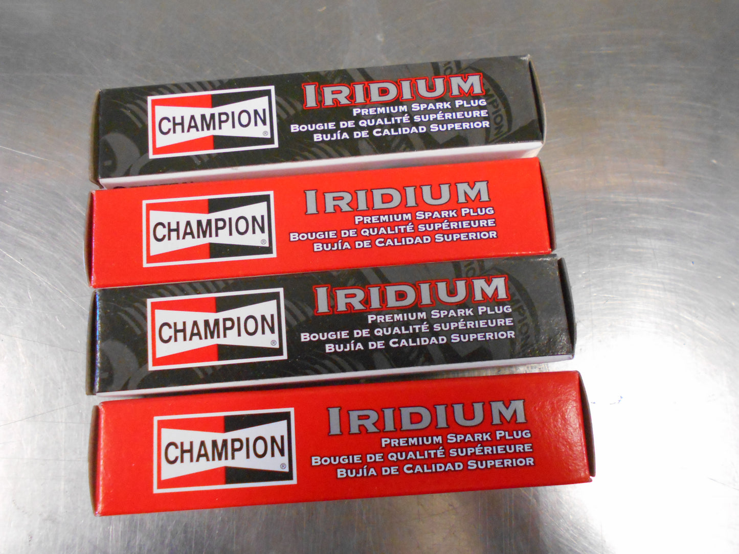 Champion Iridium Spark Plug Suitable For Various Ford Models - New Part
