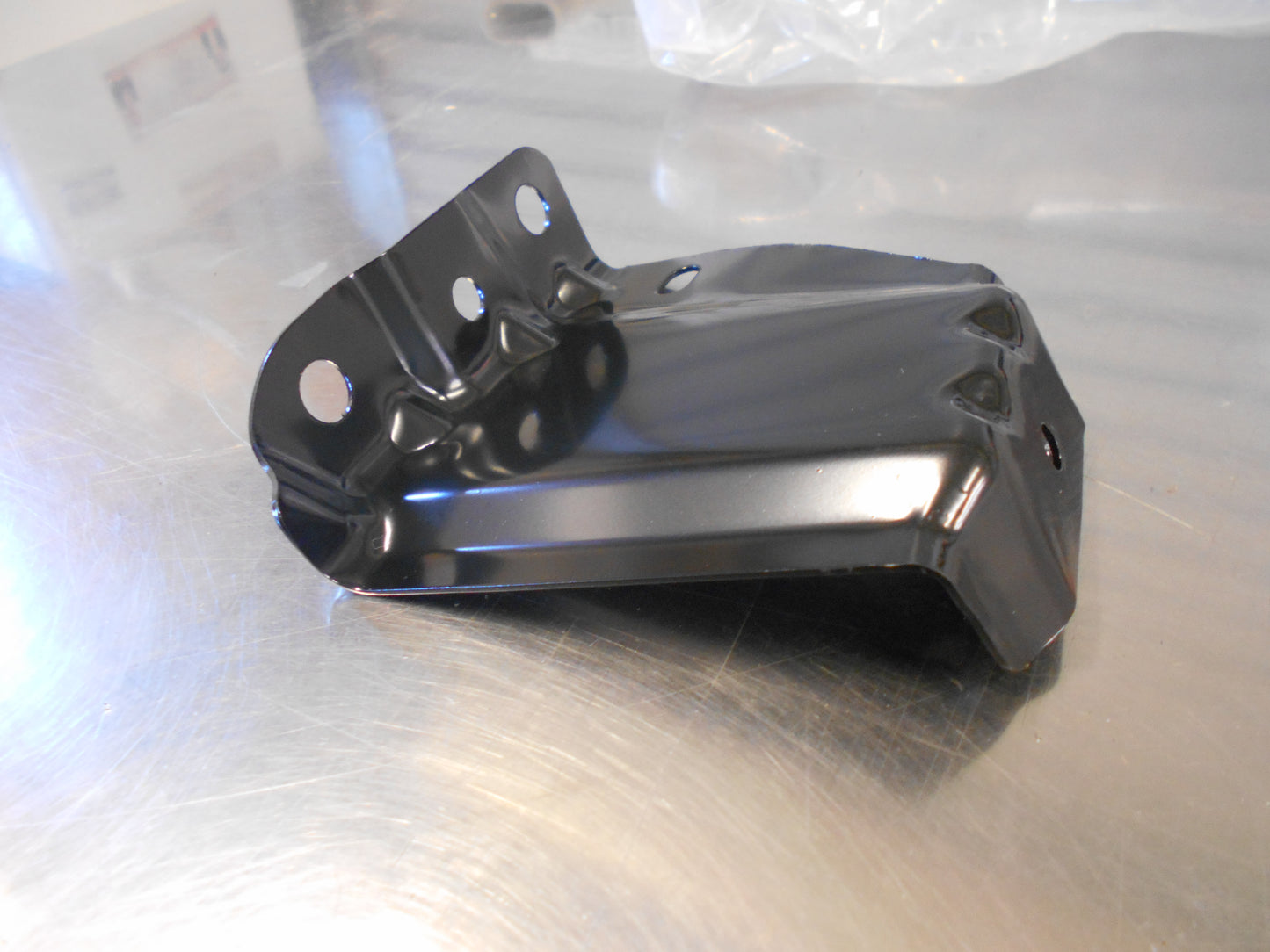 PEUGEOT 4007/CITROEN C-CROSSER Genuine Right Hand Front Support Wing New Part