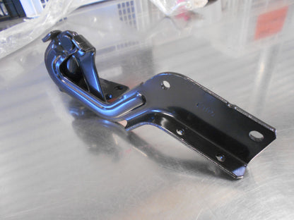 Peugeot 4007 Genuine Left Hand Tailgate Liftgate Hinge New Part