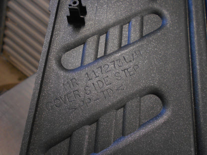 Mitsubishi Pajero Genuine Left Hand Side Step Cover New Part