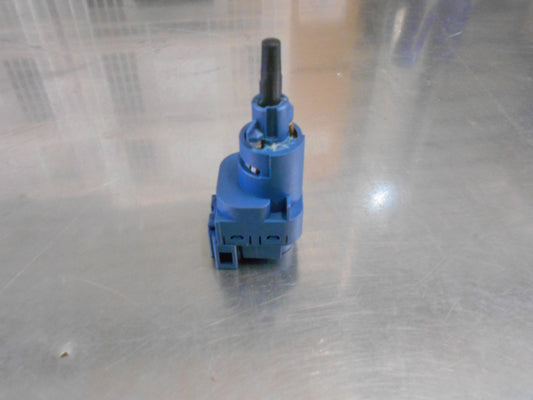 Volkswagen / Audi Genuine Clutch Switch New Part