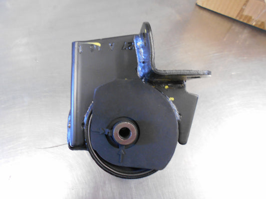 Suzuki Alto Genuine Left Hand Engine Mount New Part