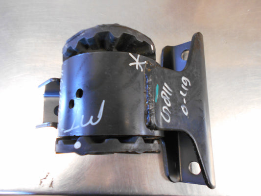 Suzuki Alto Genuine Right Hand Engine Mount New Part