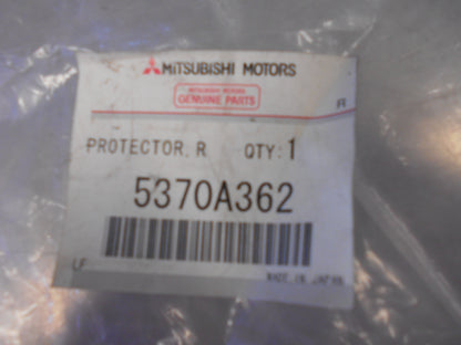 Mitsubishi Pajero Genuine Rear Mud Guard Protector New Part