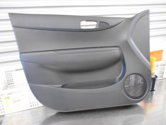 Hyundai i20 Genuine Front Left Hand Door Card Trim New Part