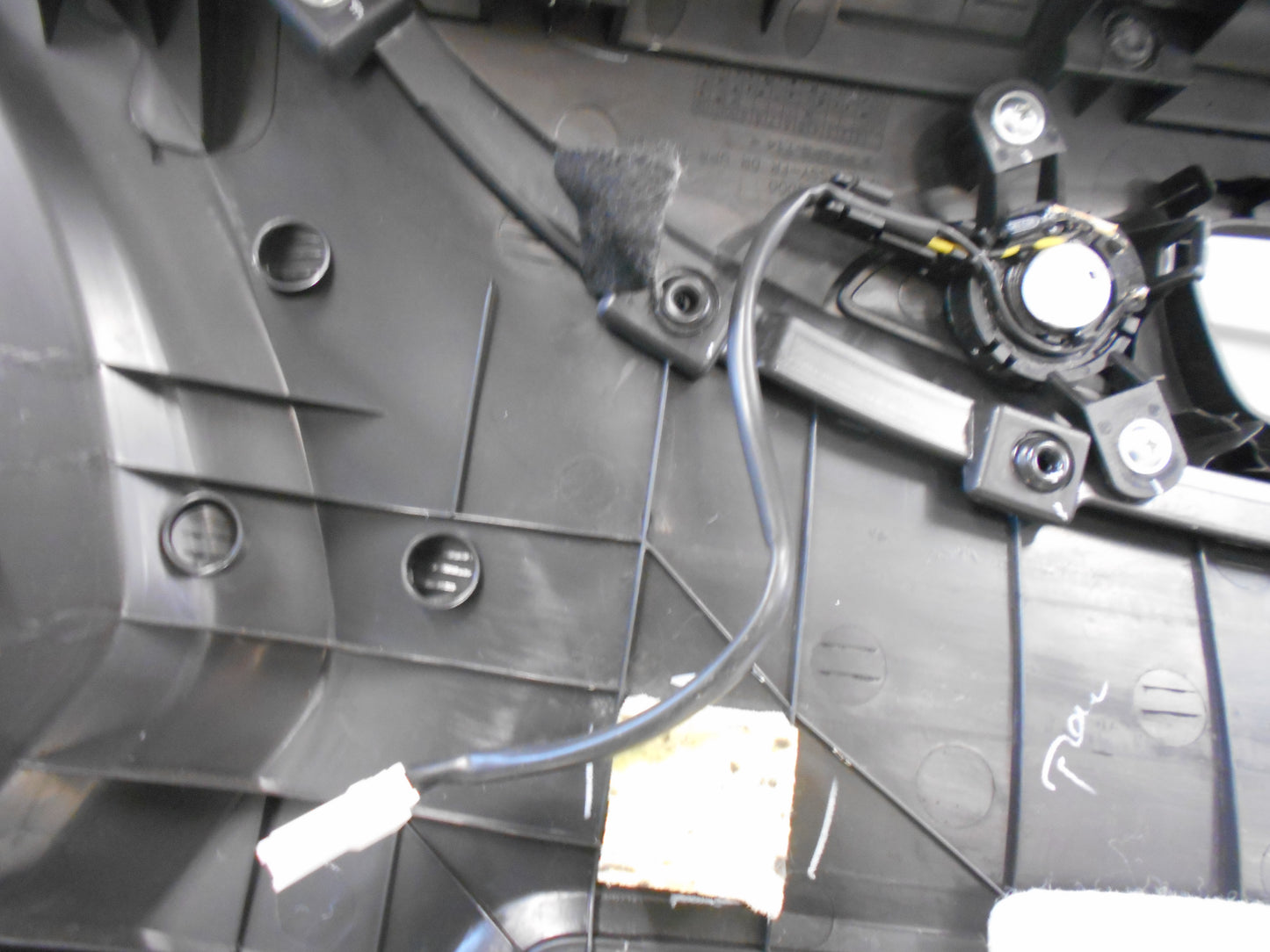 Hyundai i20 Genuine Front Left Hand Door Card Trim New Part