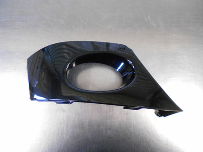 Honda Accord Genuine Front Right Bumper Fog Light Bezel New Part