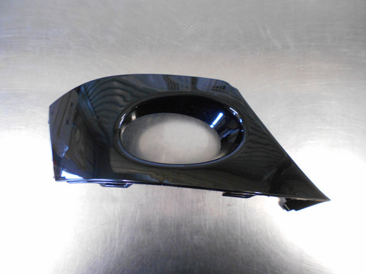 Honda Accord Genuine Front Right Bumper Fog Light Bezel New Part