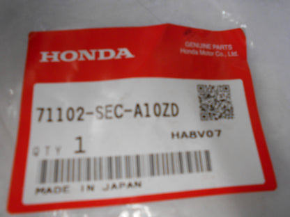 Honda Accord Genuine Front Right Bumper Fog Light Bezel New Part