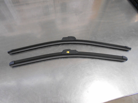 Volkswagen Golf MK3/MK4 Genuine Wiper Blades New Part