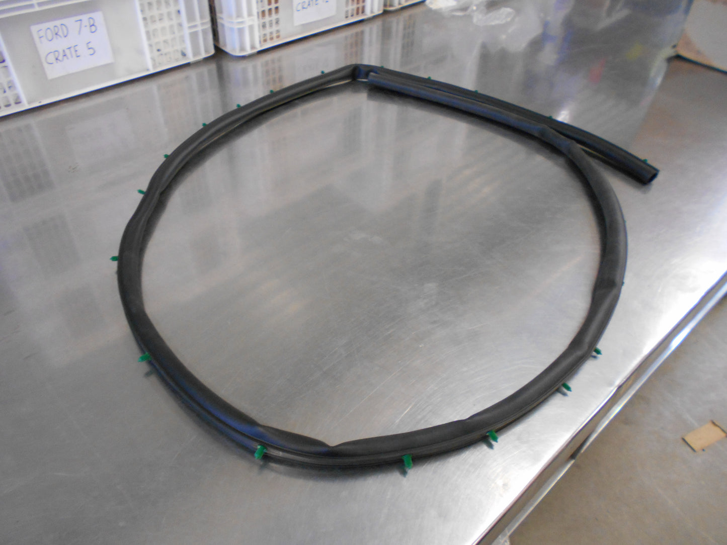 Jeep Grand Cherokee Genuine Bonnet Seal New Part