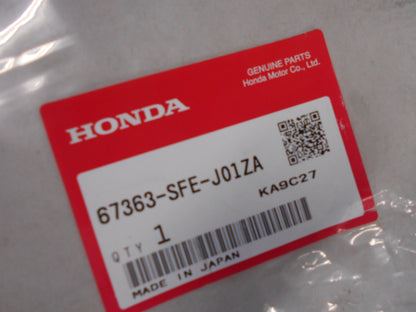 Honda Odyssey Genuine Front Left Hand Door Outer Tape New Part