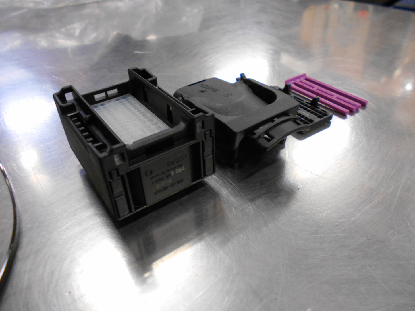 Holden ZB Commodore Genuine Connector Plug New Part