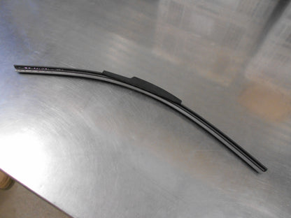Land Rover Discovery 3/4/Range Rover Sport Genuine Wiper Blade New Part