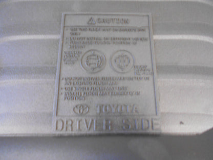Toyota Hilux Genuine Front Floor Mats All Weather New Part