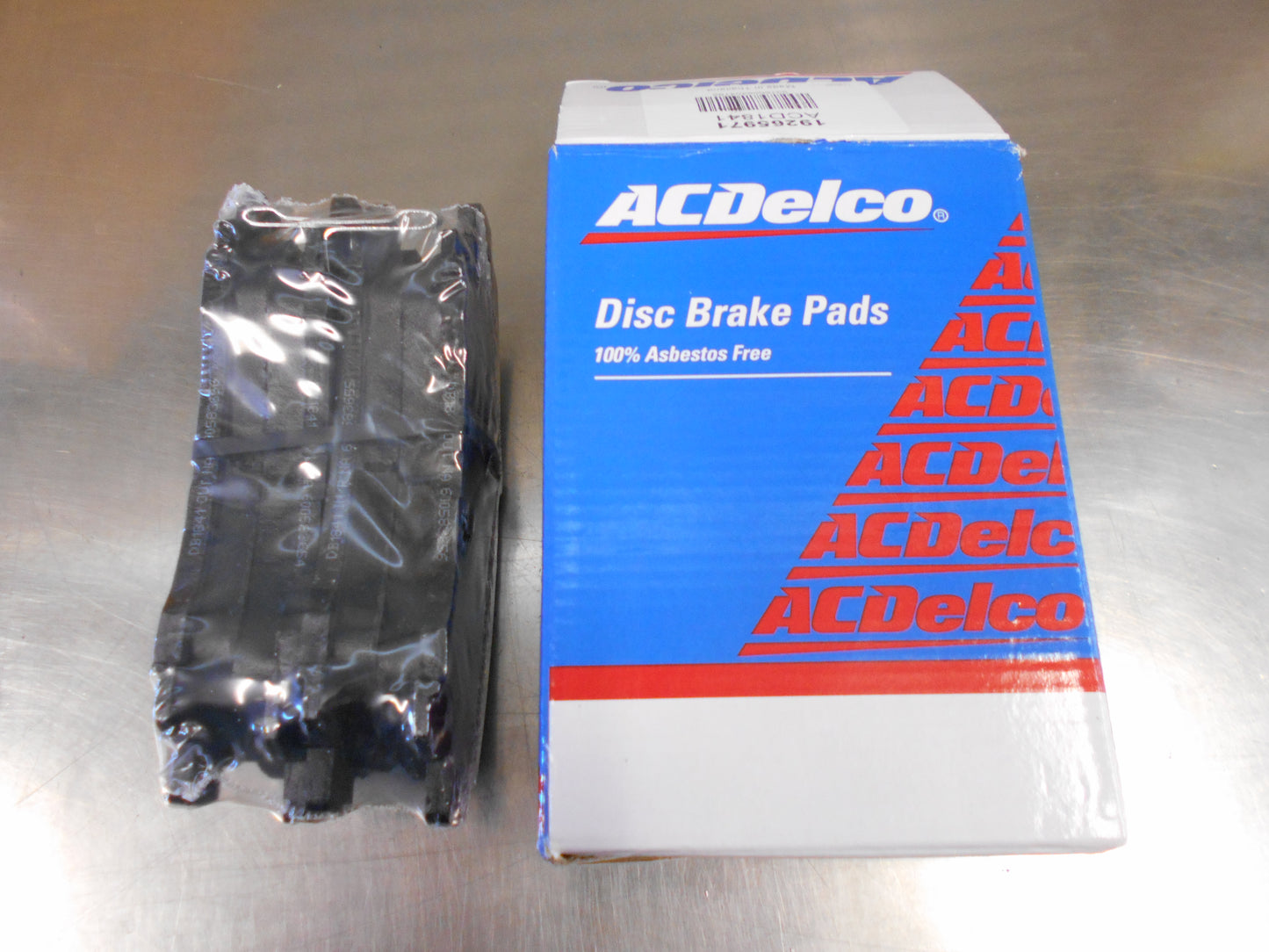 Holden RG Colorado Genuine Front Brake Pads New Part