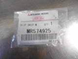 Mitsubishi Outlander Genuine Drip Moulding Clip New Part