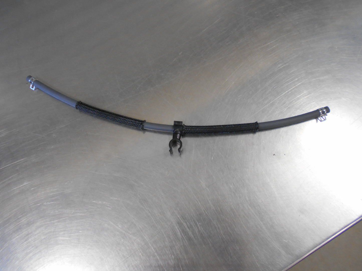 Mitsubishi Triton Genuine Emission Vacuum Control Hose New Part