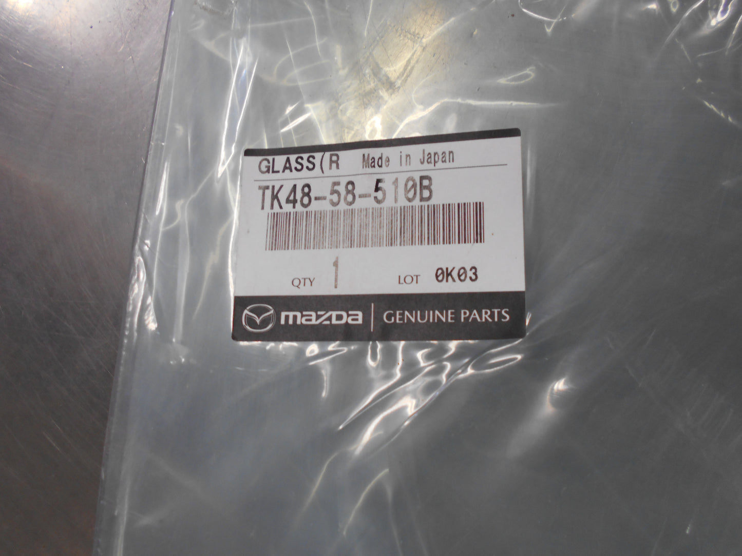 Mazda CX-9 Genuine Right Hand Front Door Glass New Part