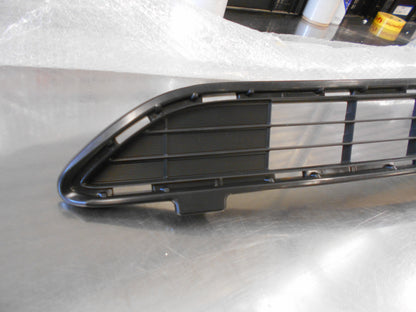 Toyota Rav4 Genuine No.1 Lower Radiator Grille New Part