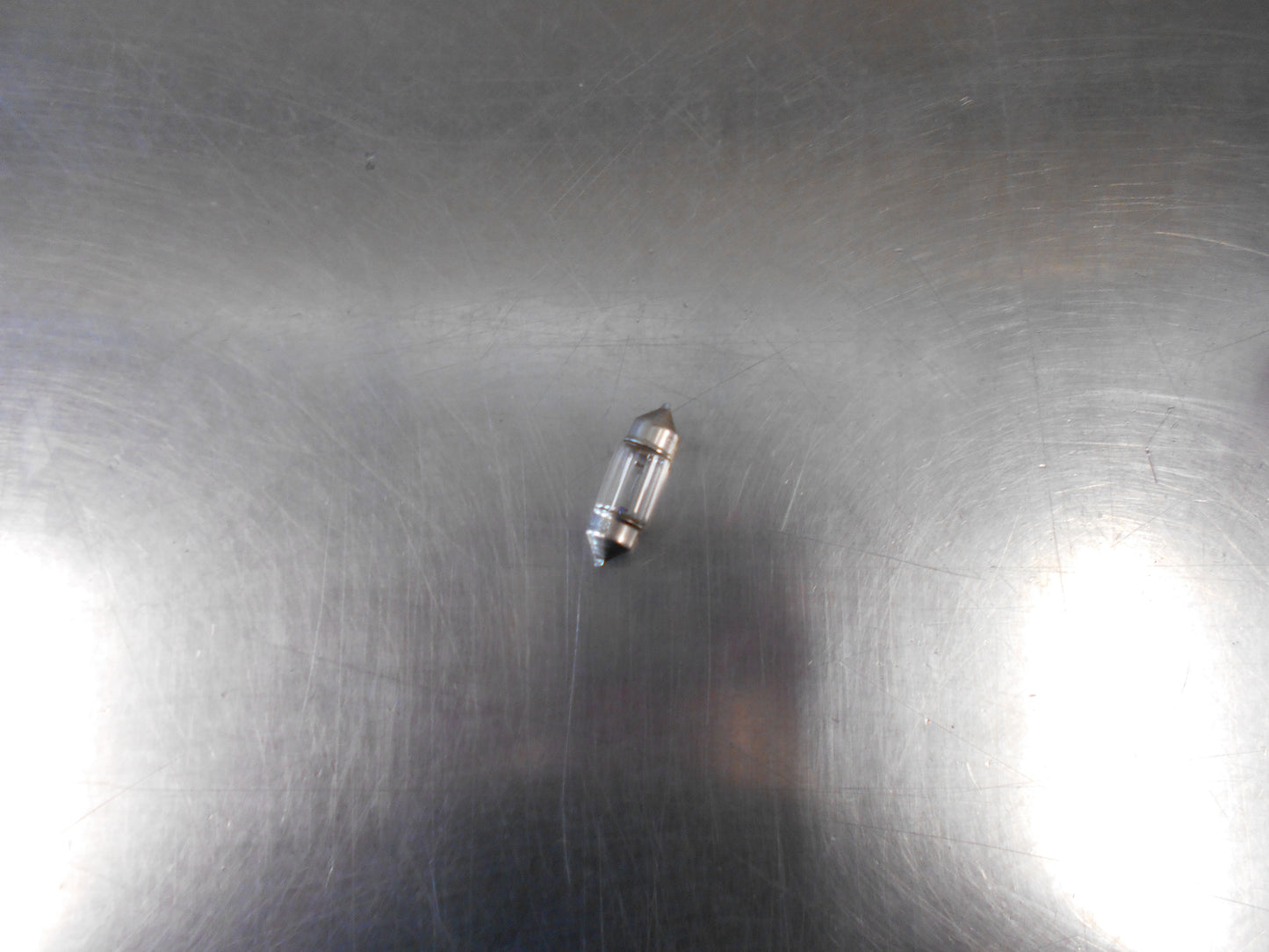 Isuzu Genuine Interior Light Bulb New Part