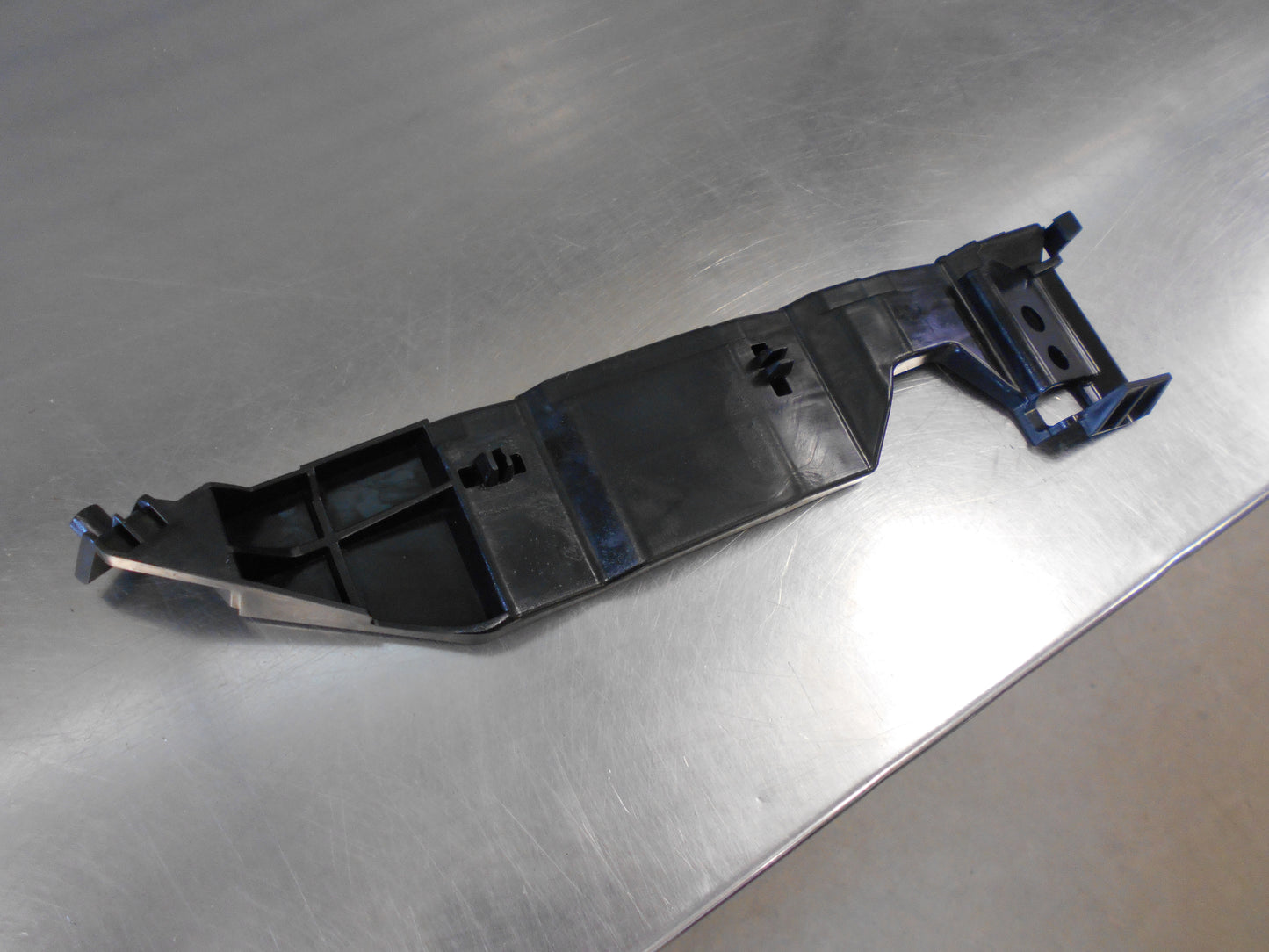 Suzuki Swift Genuine Left Hand Bumper Bar Bracket New Part