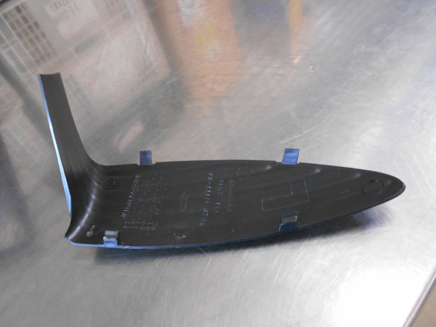 Ford AU Falcon Genuine Left Hand Front Deflector Bar Insert New Part