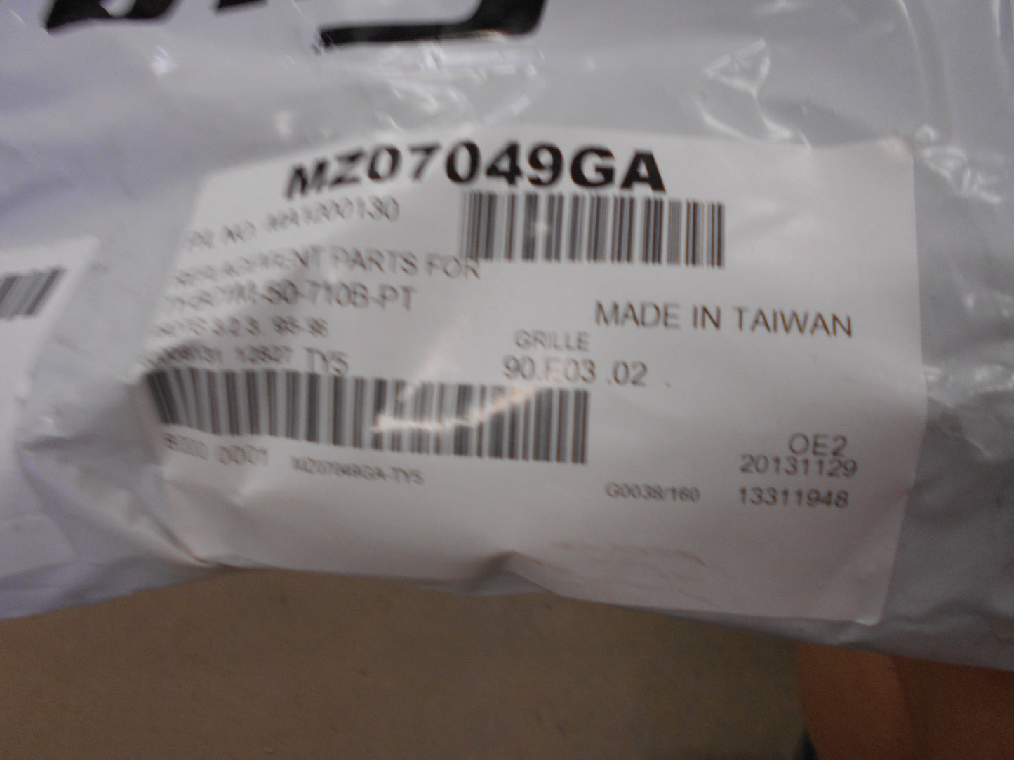 MAZDA 323 PROTEGE Grille Assembly New Part
