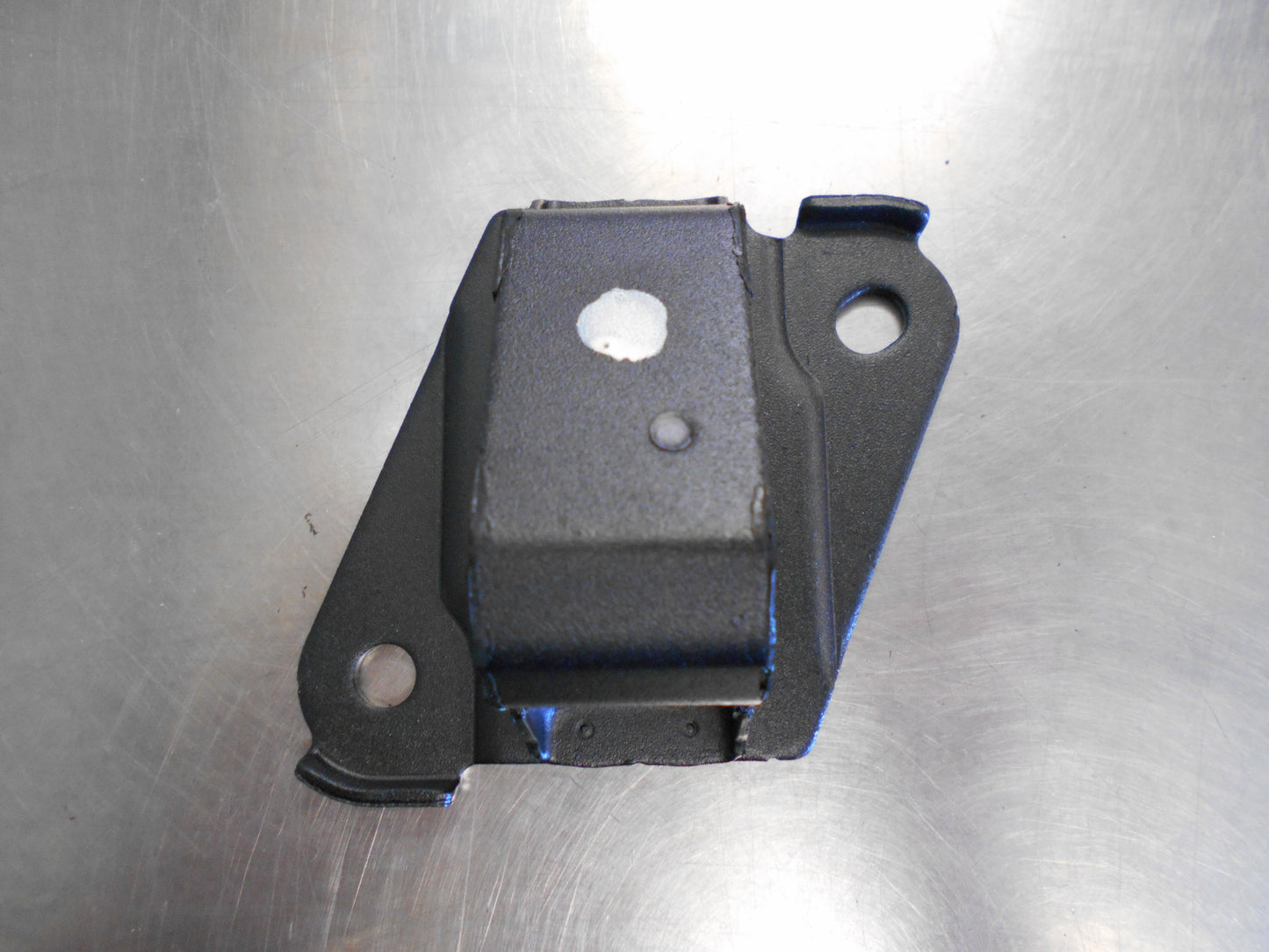 Nissan Maxima/Murano/Pathfinder Genuine Exhaust Mounting New Part