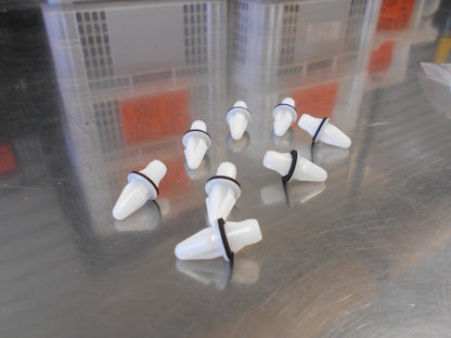 Nissan Genuine Rear Bumper Grommet Pack of 8 New Part