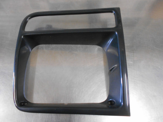 Black / Left Hand Head Lamp Case Suits Models JEEP CHEROKEE New Part