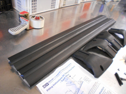Holden Jackaroo Genuine Roof Rack Luggage Kit New Part