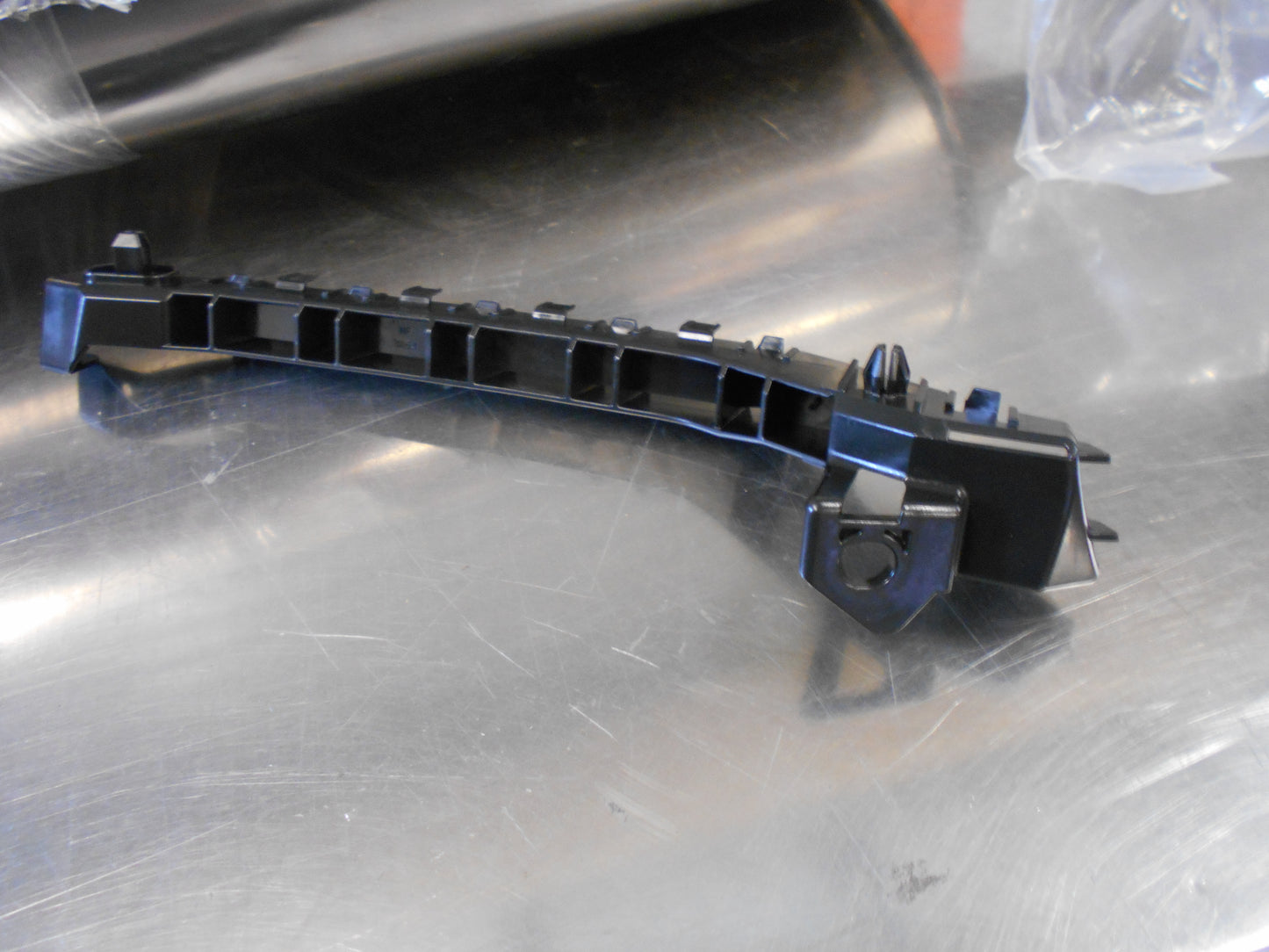 SUBARU WRX STI IMPREZA Genuine Front LH Bumper Bar Bracket New Part