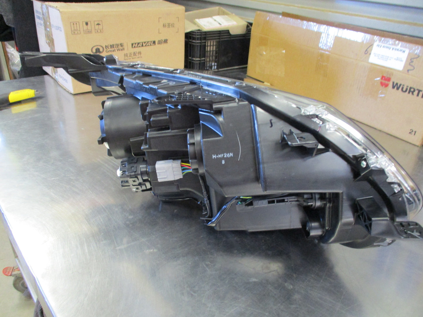 Mitsubishi Triton MQ Genuine Left Hand Head Light Xenon HID New Part