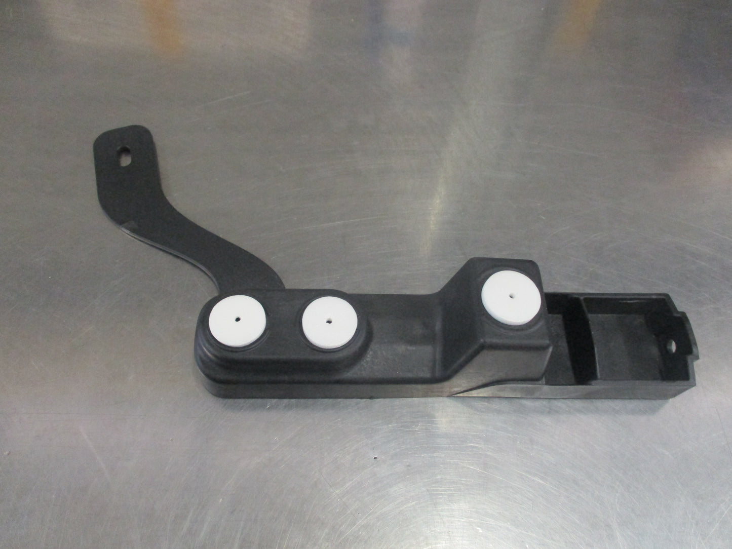 Holden Astra J Genuine Left Hand Rear Lower Bumper Bracket New Part