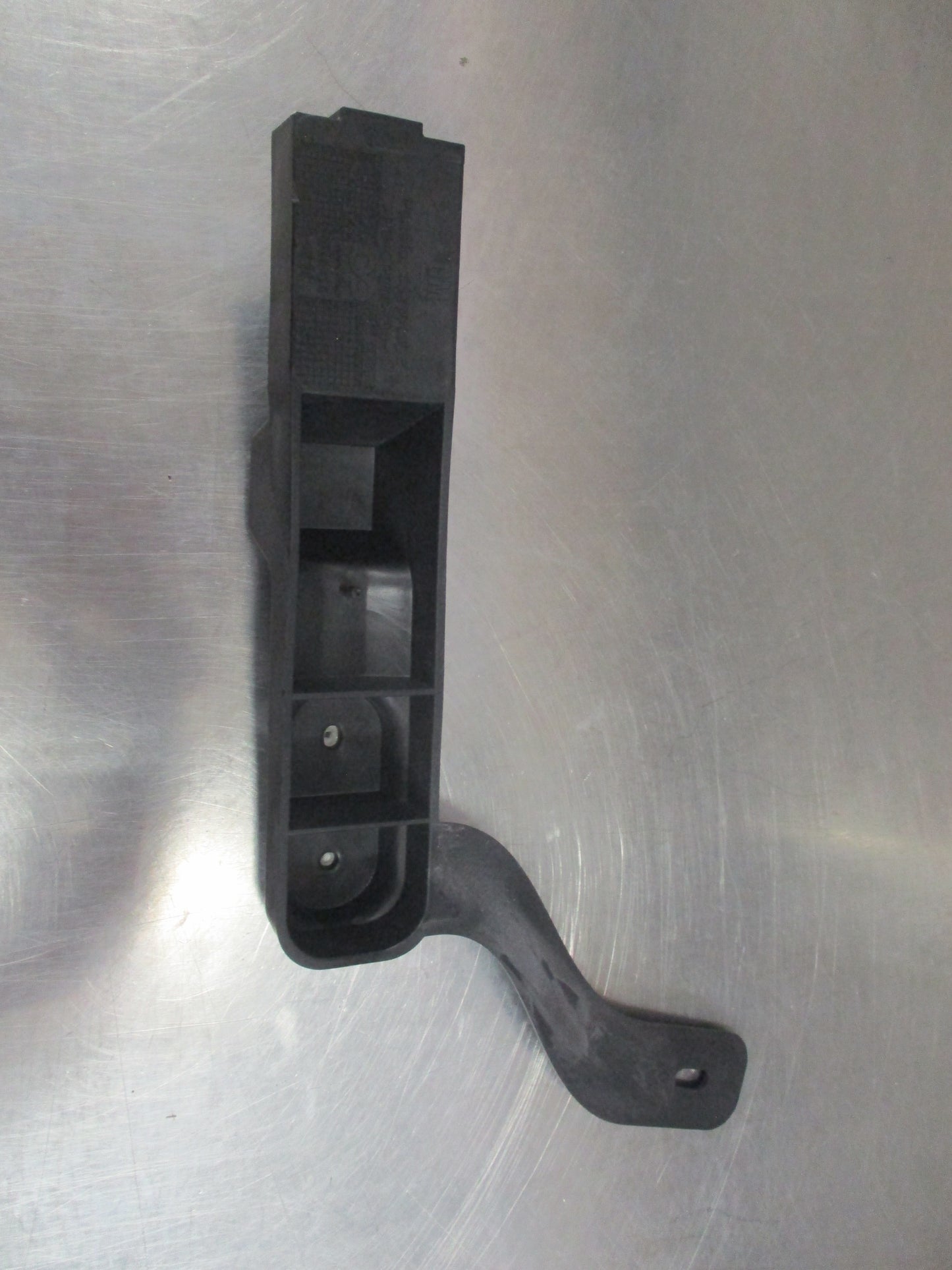 Holden Astra J Genuine Left Hand Rear Lower Bumper Bracket New Part