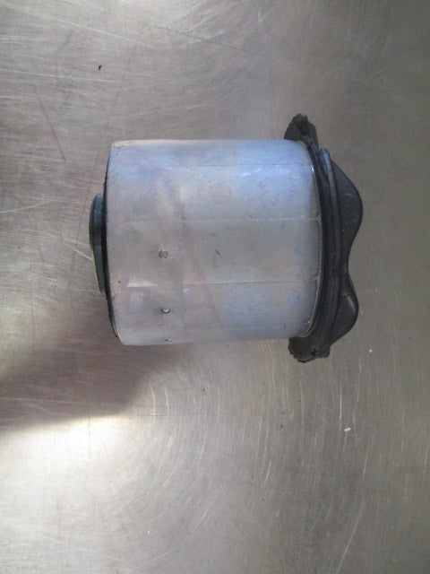 Land Rover Discovery Genuine Control Arm Bush New Part