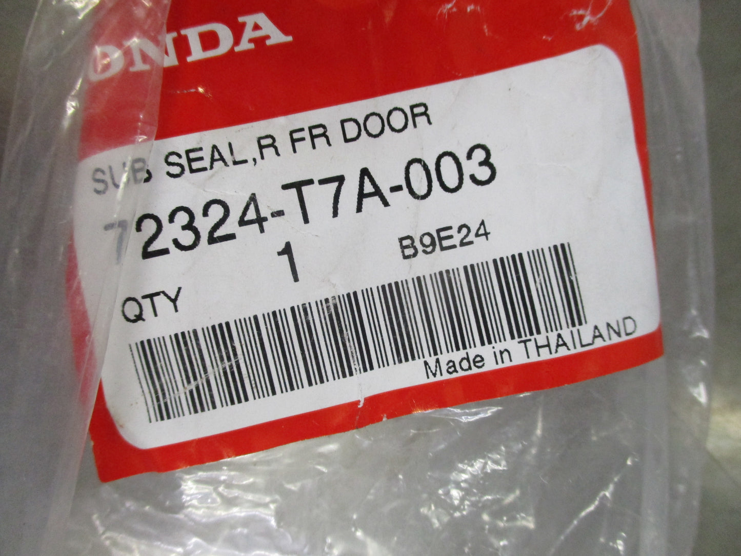 Honda Vezel Genuine Sub Seal Front Right Door