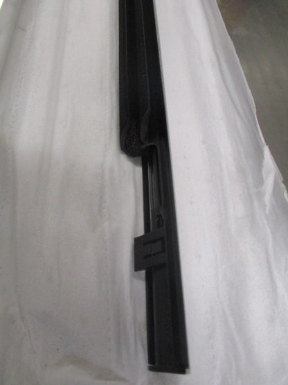 Nissan Xtrail Genuine Right Hand Front Moulding New Part