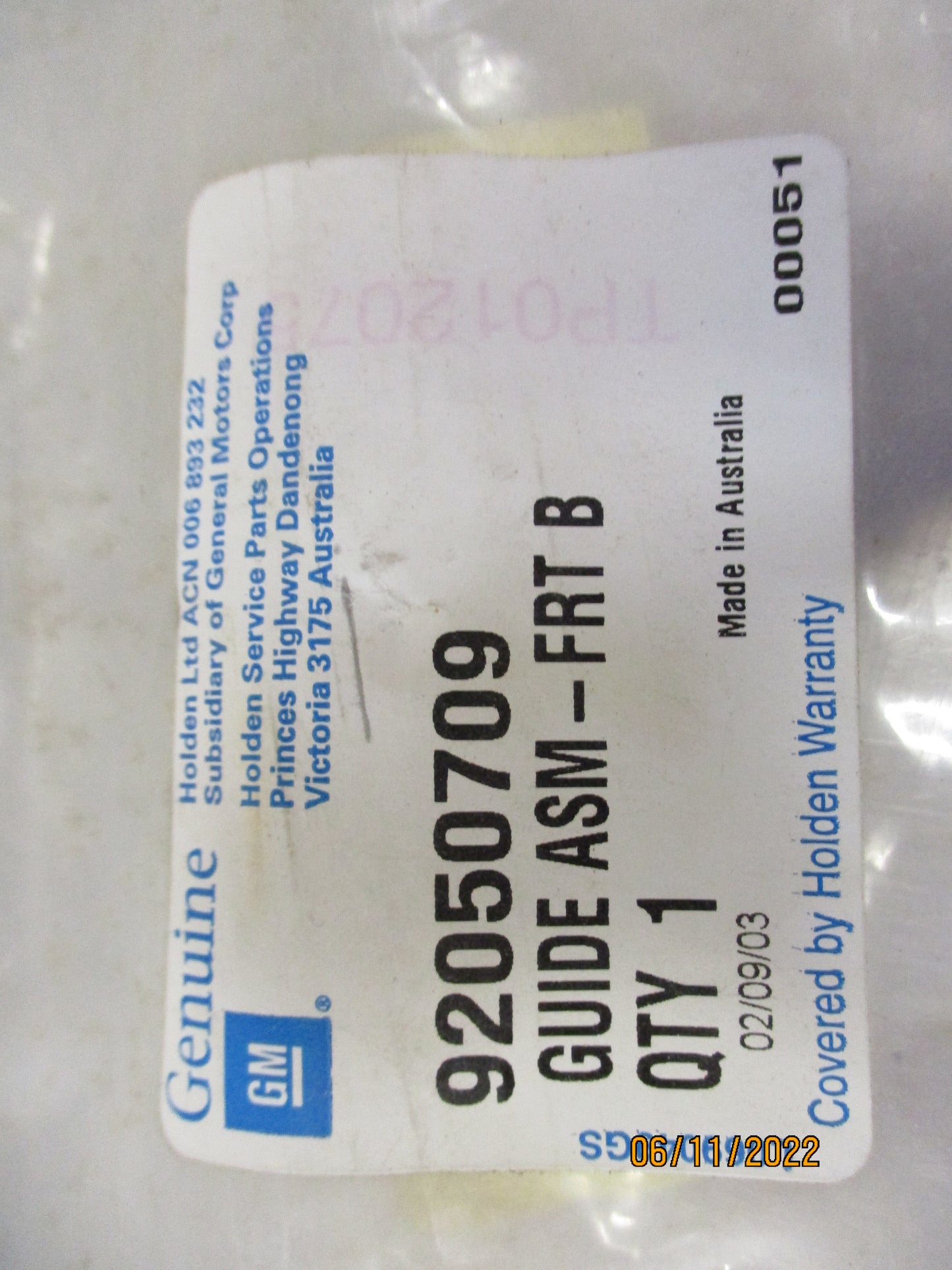 Holden VZ Commodore Genuine Left Hand Front Bumper Guide New Part