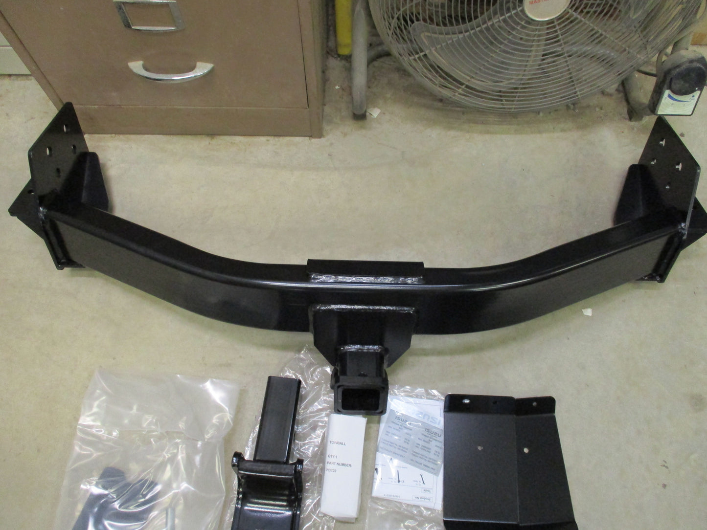 Isuzu MU-X Genuine Tow Bar Complete Kit With Instructions (No Wiring LOOM ) New Part
