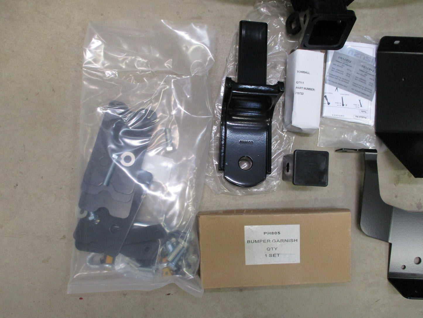 Isuzu MU-X Genuine Tow Bar Complete Kit With Instructions (No Wiring LOOM ) New Part