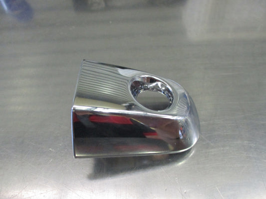 Mitsubishi ML/MN Triton/Pajero Sport Genuine Right Hand Front Door Handle Cover New Part